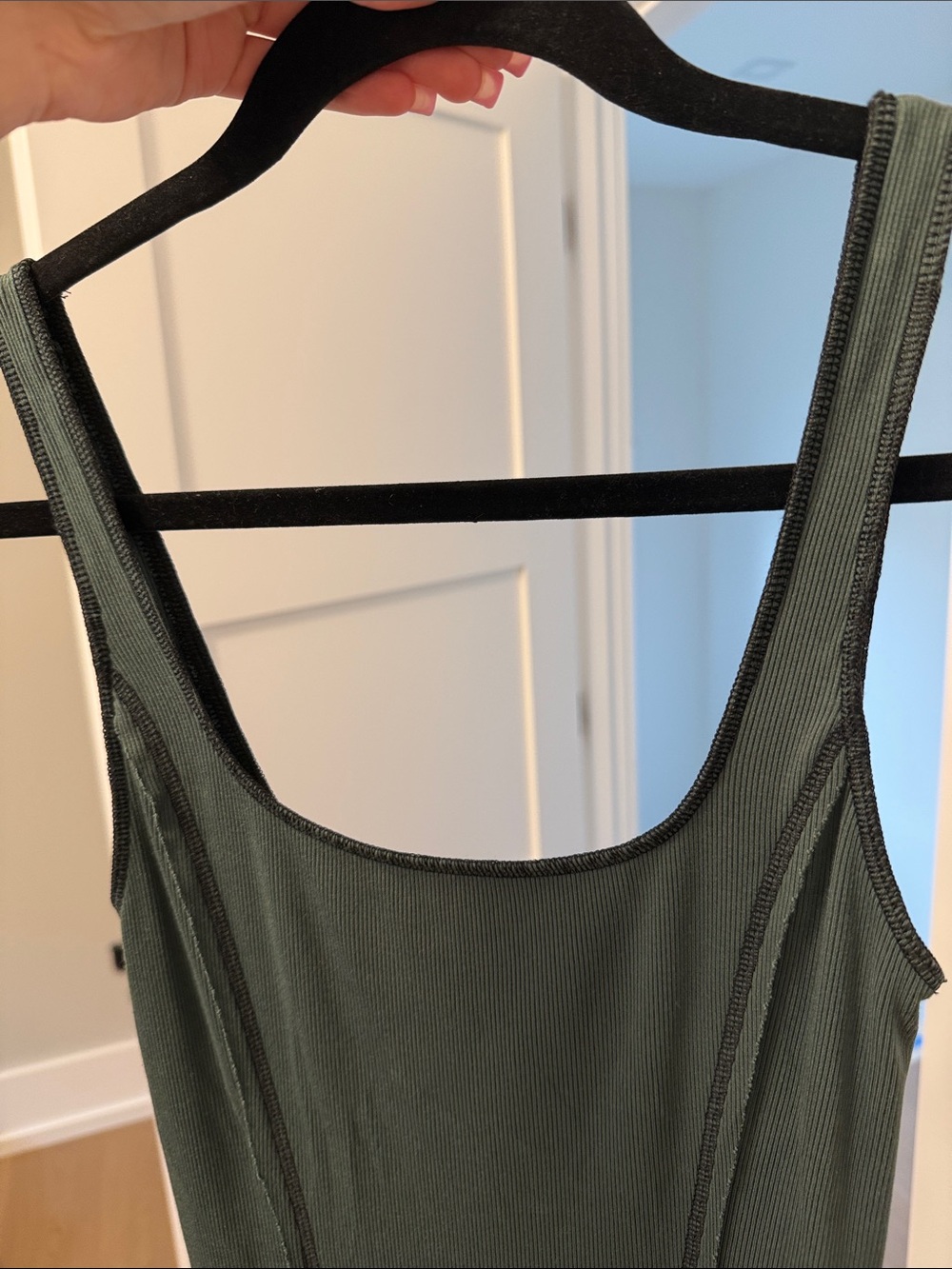 Aritzia Wilfred Deep Green Scoop Neck Maxi Dress - Picture 5 of 6